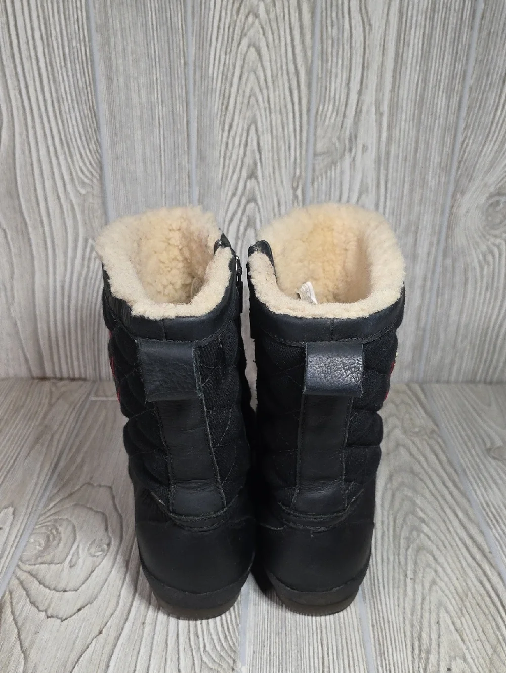 UGG Bellegarde Quilted Waterproof Winter Black Boots Womens Size 9.5